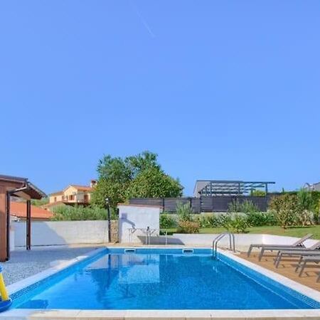 Villa John Pula Exterior foto